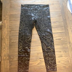 Fabletics Leggings - Size L